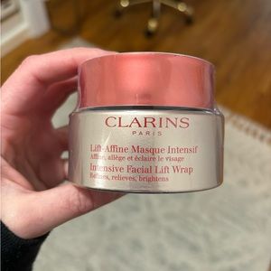 Clarins V-Facial Intensive Wrap Depuffing Face Mask. New, in original packaging